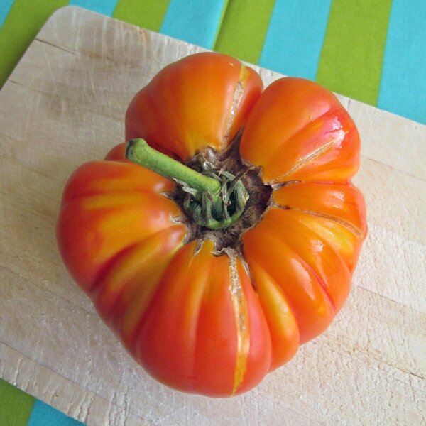 Pineapple Tomato (Solanum lycopersicum) organic seeds